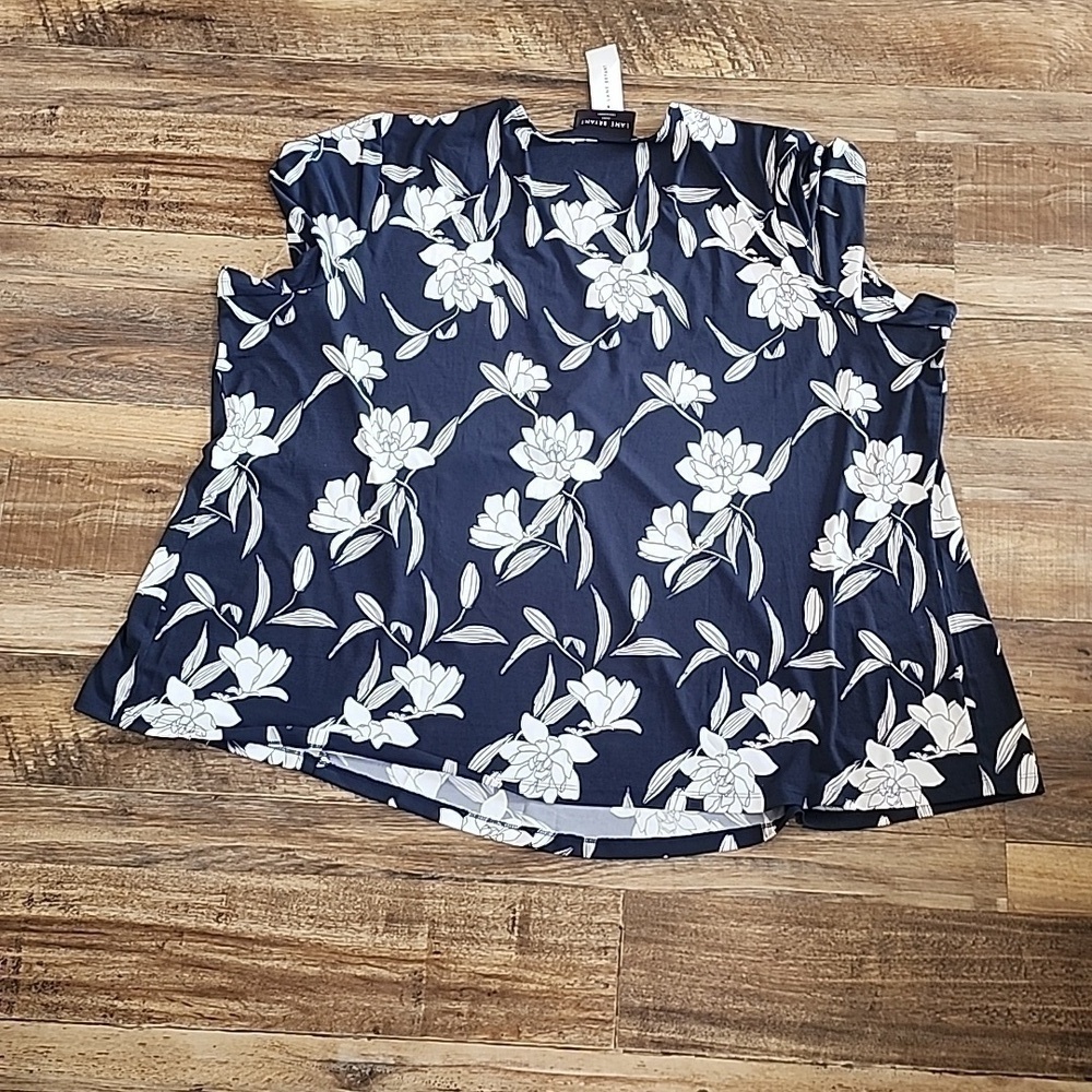 NWT Lane Bryant Top Sz 26/28 - Picture 6 of 7